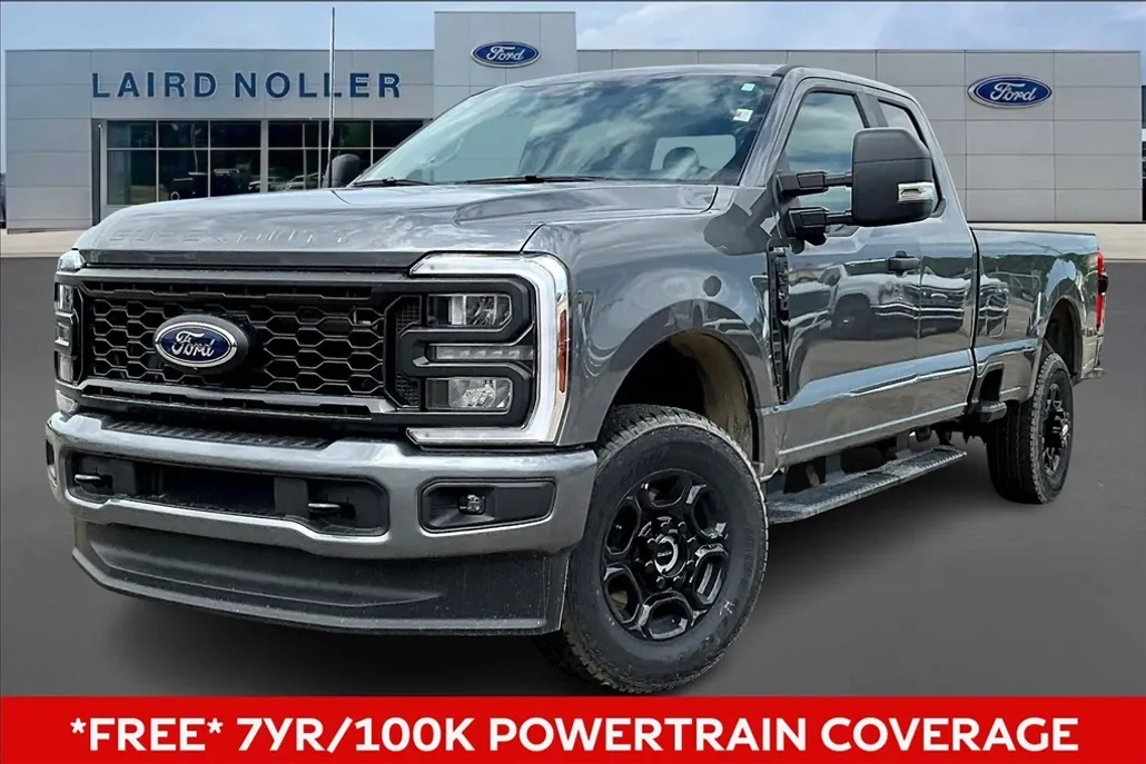 2025 Ford F-350 XL photo 1