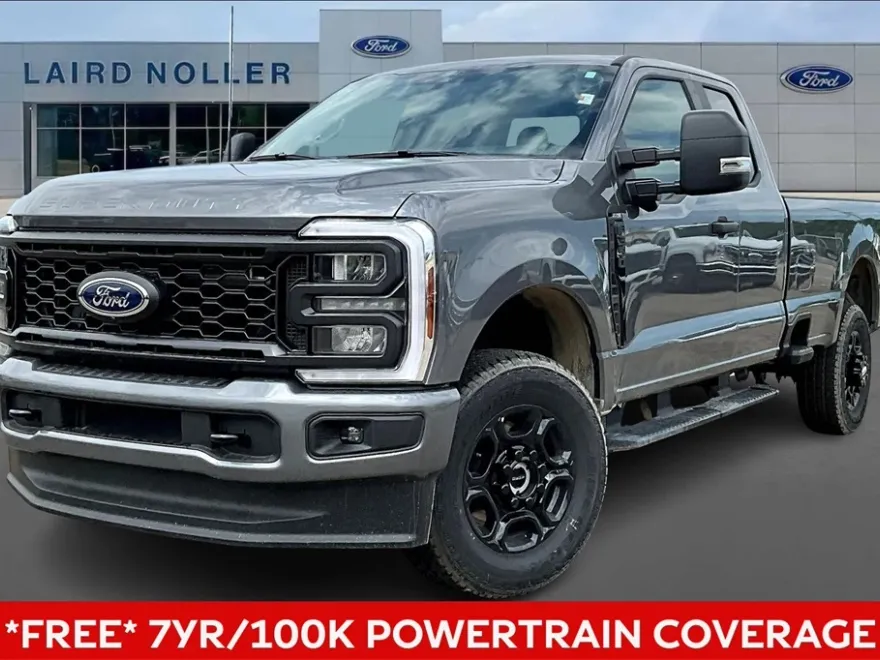 2025 Ford F-350 XL photo 1