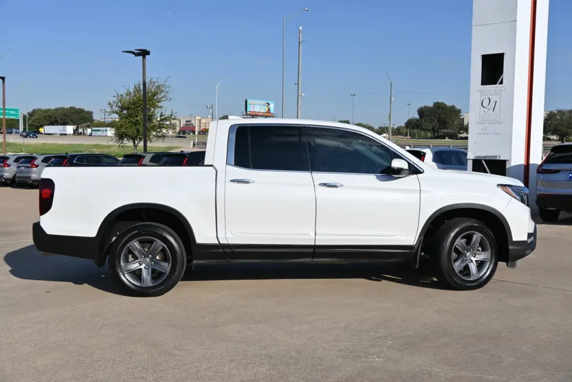 2022 Honda Ridgeline RTL-E photo 1