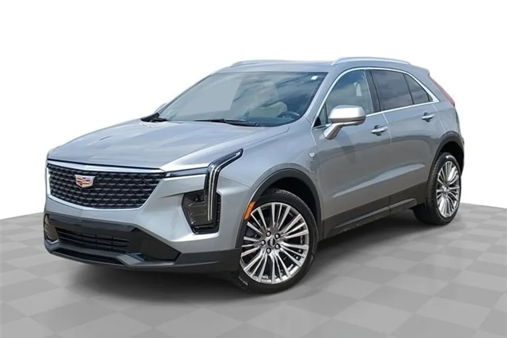 2025 Cadillac XT4 Premium Luxury photo 1