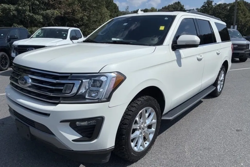 2021 Ford Expedition MAX XLT photo 1