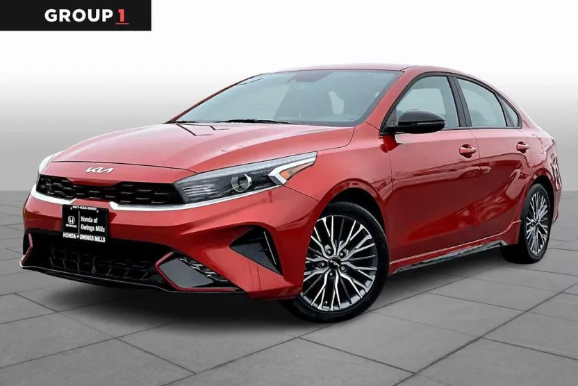2023 Kia Forte GT-Line photo 1