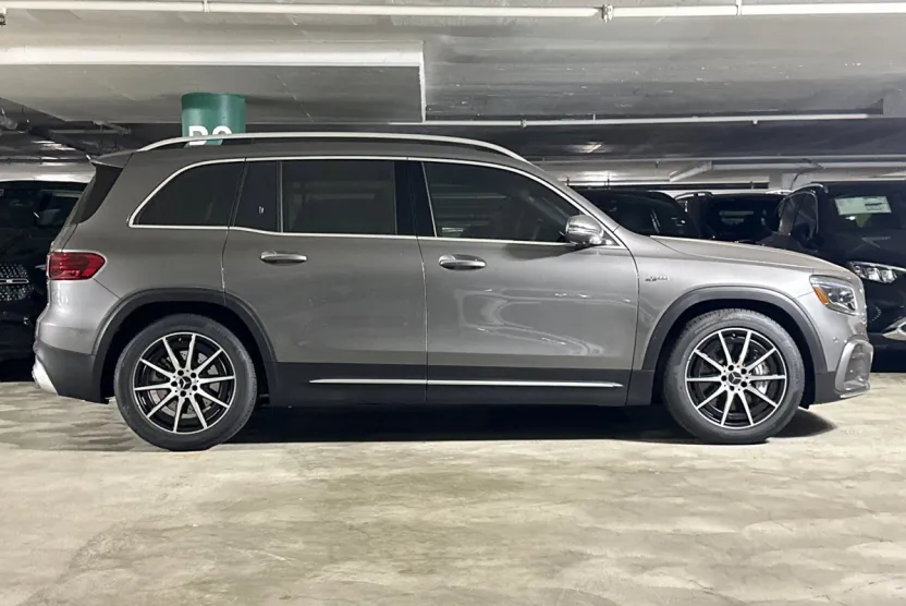 2025 Mercedes Benz GLB AMG 35 4MATIC photo 1