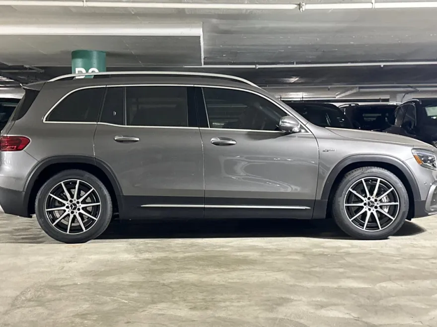 2025 Mercedes Benz GLB AMG 35 4MATIC photo 1