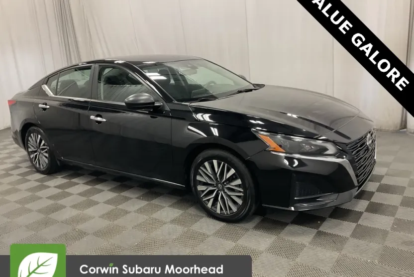 2024 Nissan Altima 2.5 SV photo 1