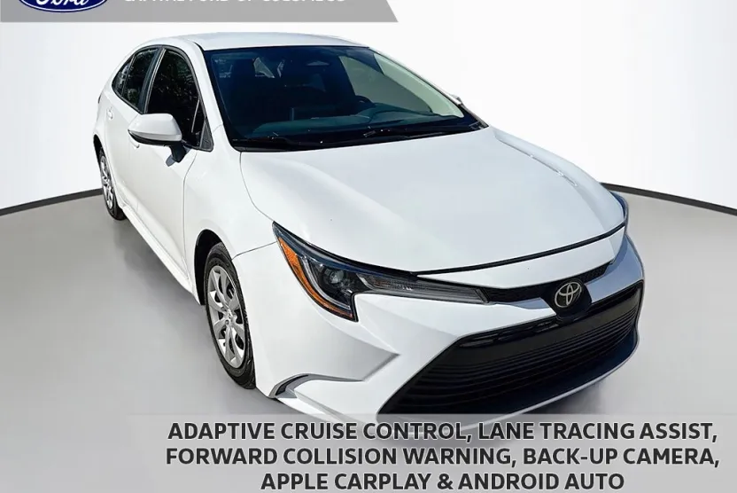 2024 Toyota Corolla LE photo 1