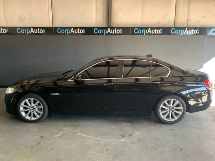 2014 Bmw 550i 5-Series photo 1