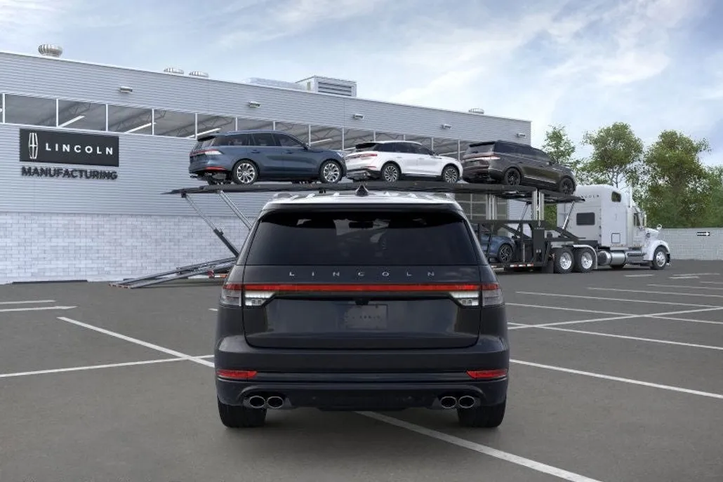 2025 Lincoln Aviator Reserve photo 1