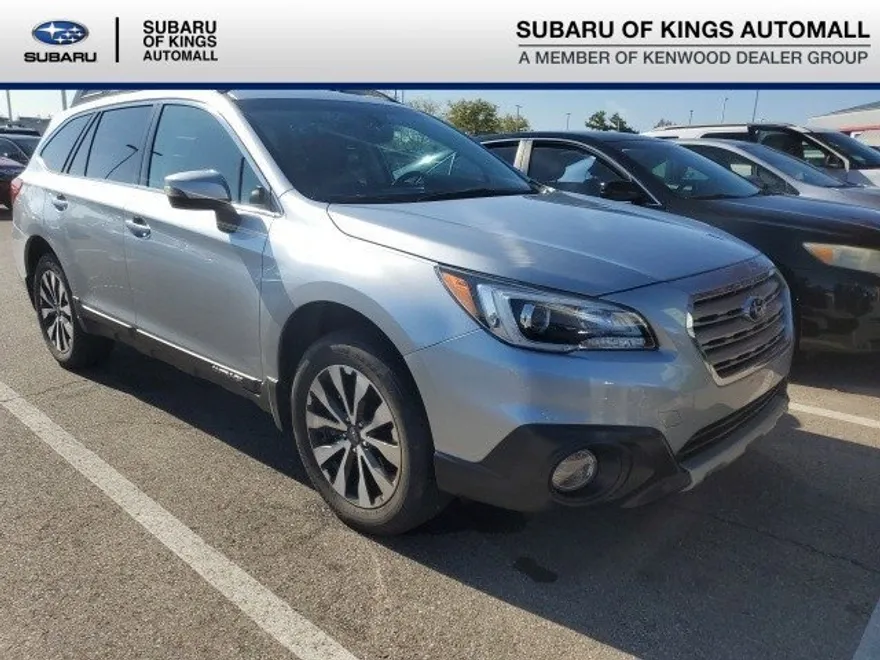 2017 Subaru Outback 2.5i Limited photo 1