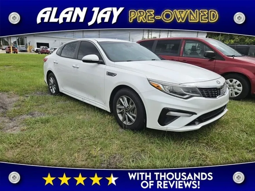 2019 Kia Optima LX photo 1