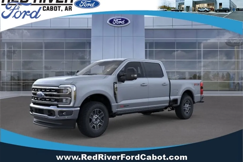 2025 Ford F-350 Lariat photo 1