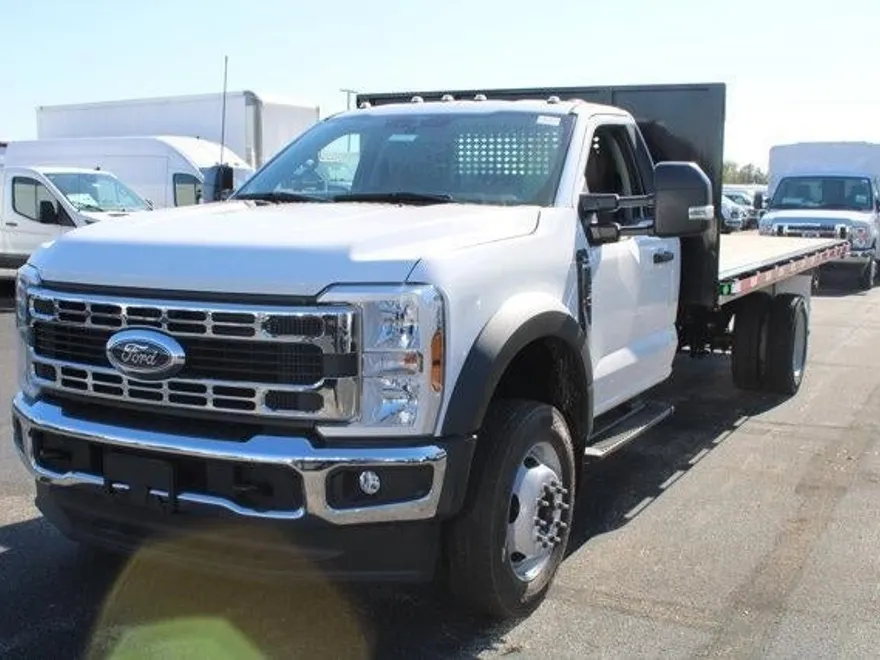 2024 Ford F-550 XL photo 1
