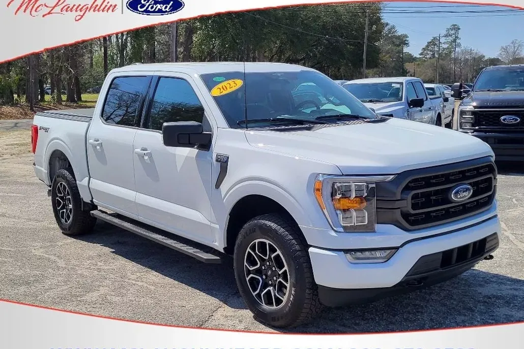 2023 Ford F-150 XLT photo 1