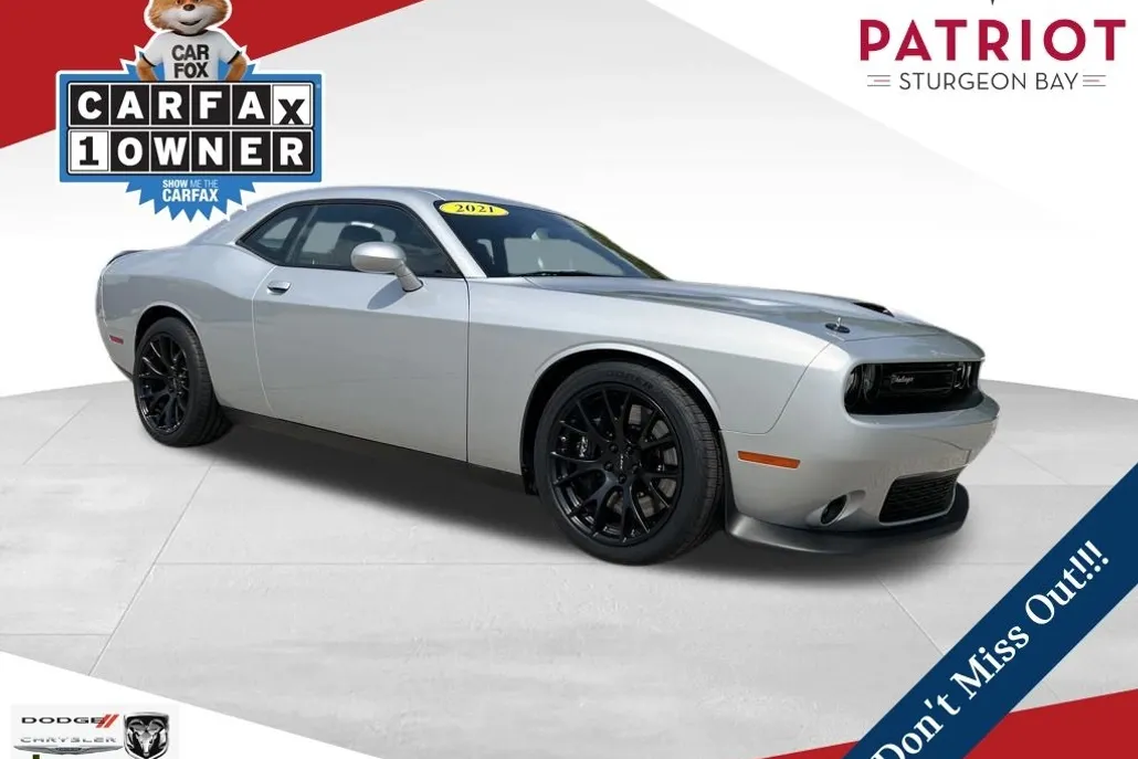 2021 Dodge Challenger R/T Scat Pack photo 1