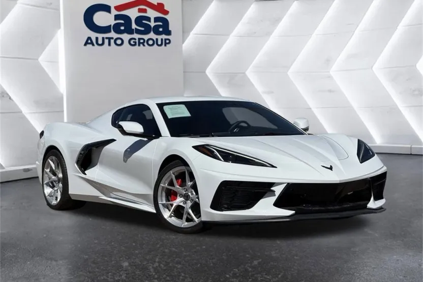 2023 Chevrolet Corvette Stingray 2LT photo 1