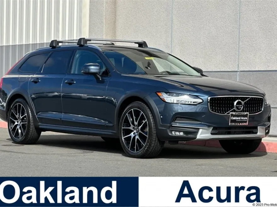 2020 Volvo V90 Cross Country T6 AWD photo 1
