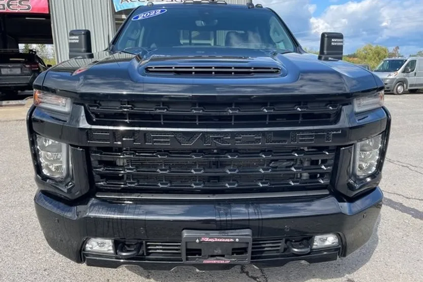 2022 Chevrolet Silverado 2500HD LTZ photo 1