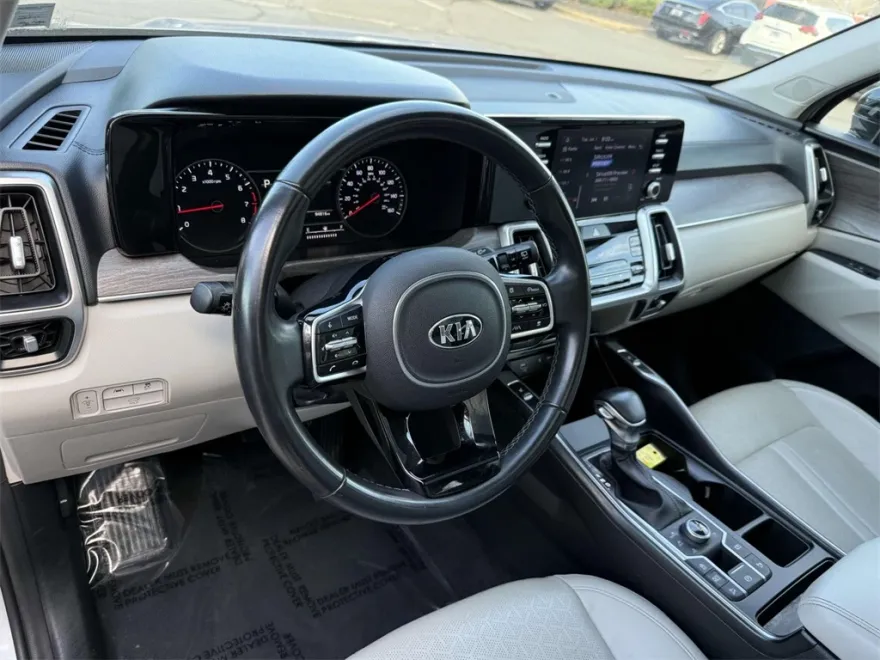 2021 Kia Sorento EX photo 1