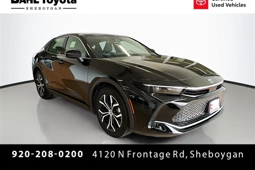 2024 Toyota Crown XLE photo 1