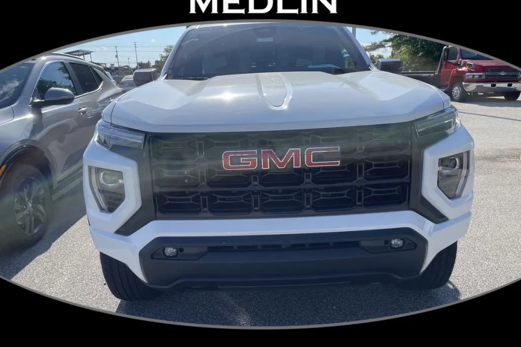 2025 Gmc Canyon Elevation photo 1