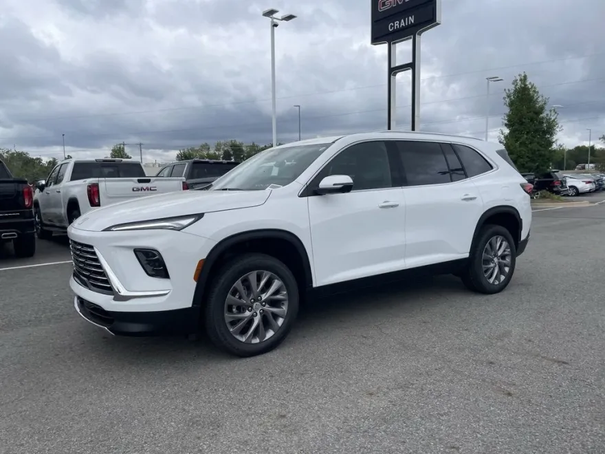 2026 Buick Enclave Preferred photo 1