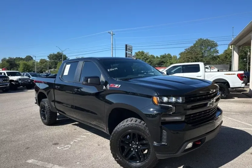 2021 Chevrolet Silverado 1500 LT Trail Boss photo 1