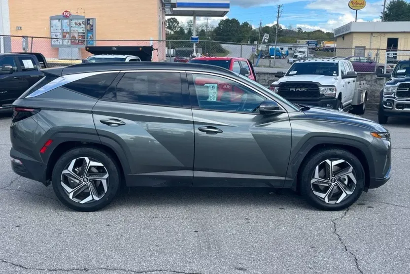 2022 Hyundai Tucson Limited photo 1