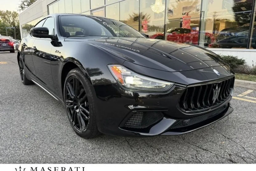 2022 Maserati Ghibli Modena Q4 photo 1