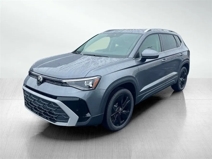 2025 Volkswagen Taos SE photo 1
