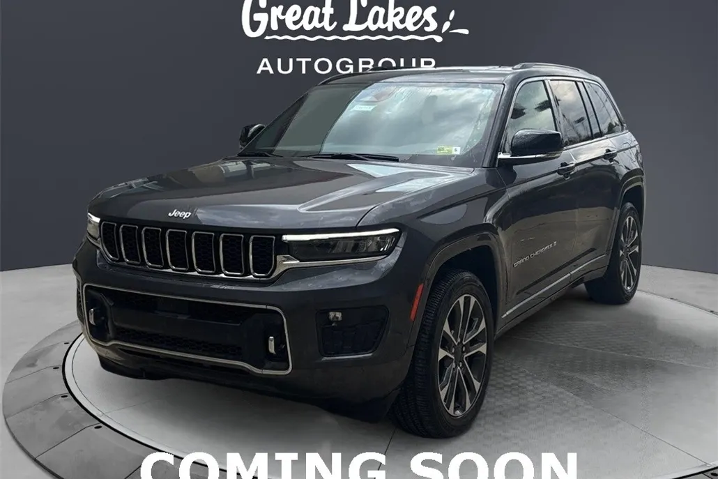 2024 Jeep Grand Cherokee Overland photo 1