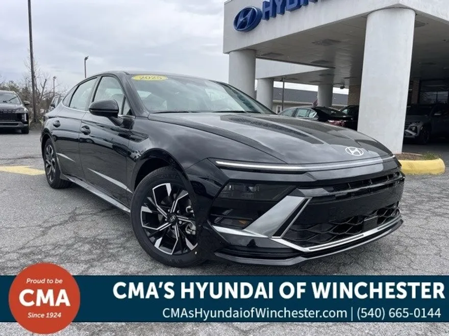 2025 Hyundai Sonata SEL photo 1