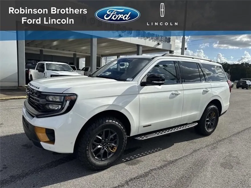 2025 Ford Expedition photo 1
