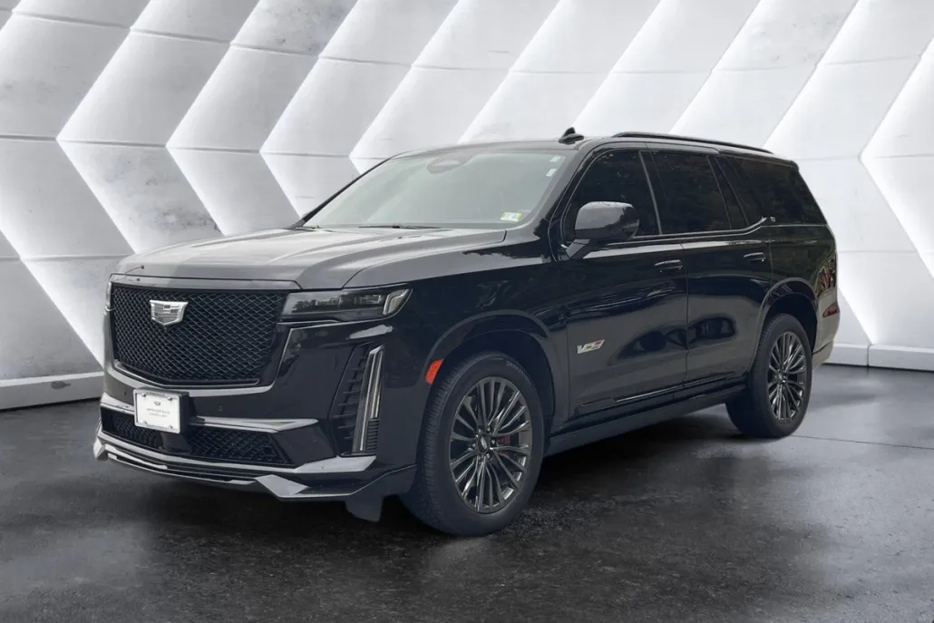 2023 Cadillac Escalade photo 1