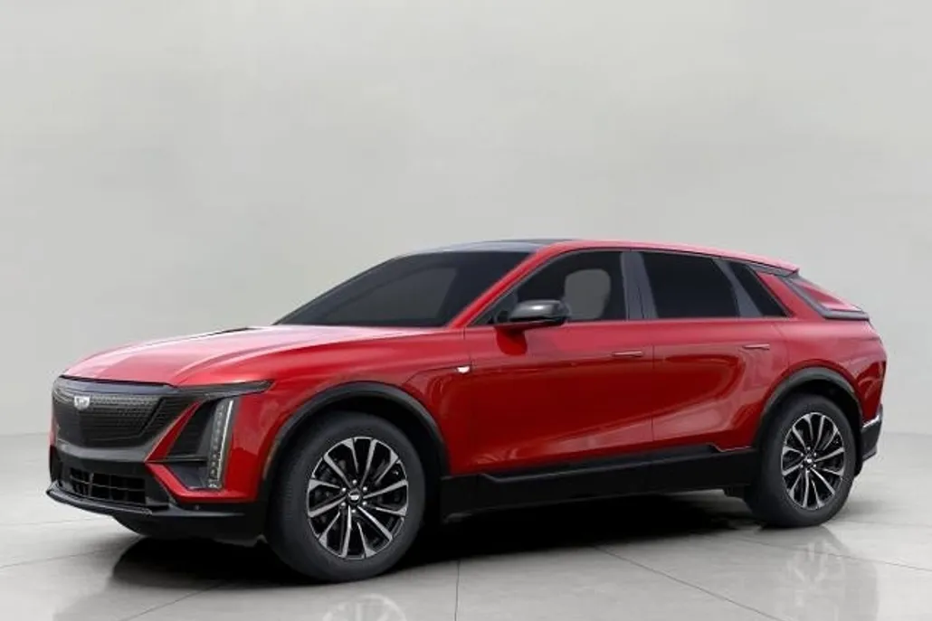 2025 Cadillac Lyriq Sport photo 1
