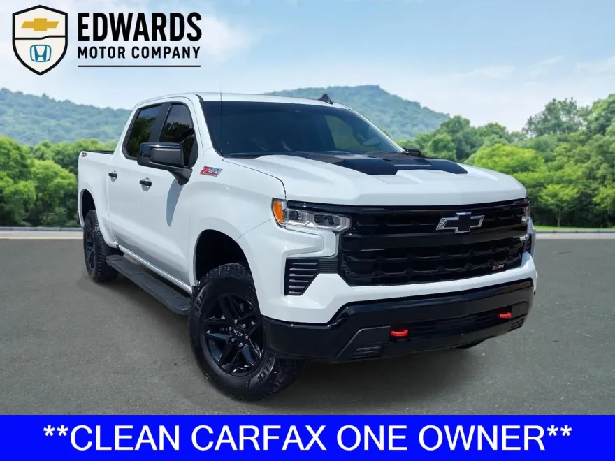 2024 Chevrolet Silverado 1500 LT Trail Boss photo 1