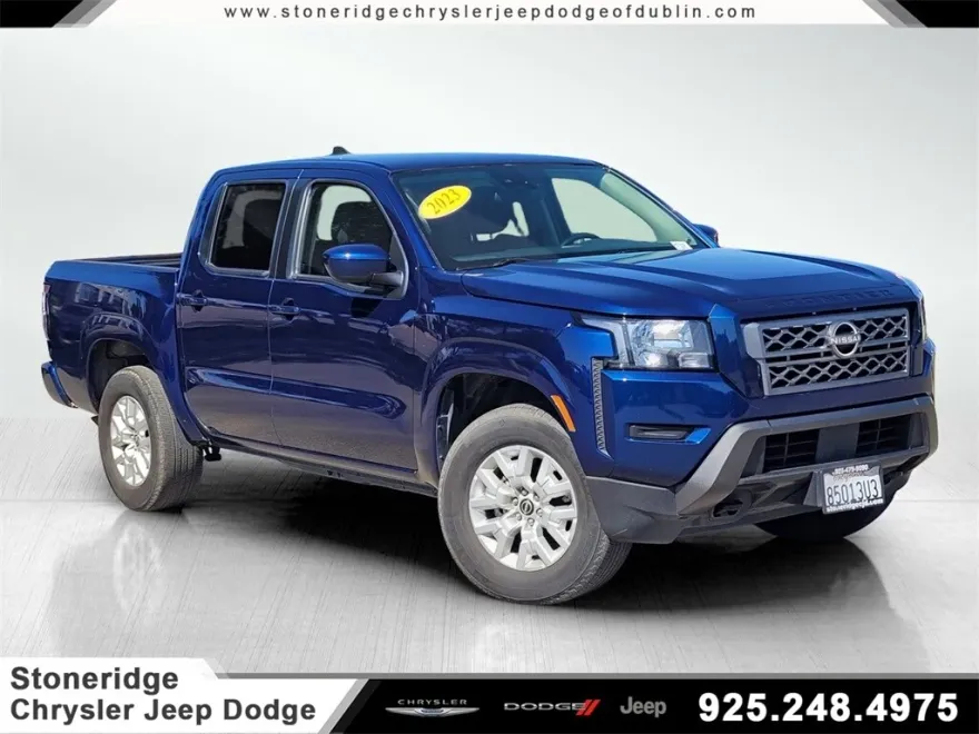2023 Nissan Frontier SV photo 1
