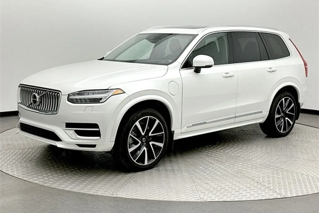 2022 Volvo XC90 Recharge T8 Inscription Expression photo 1