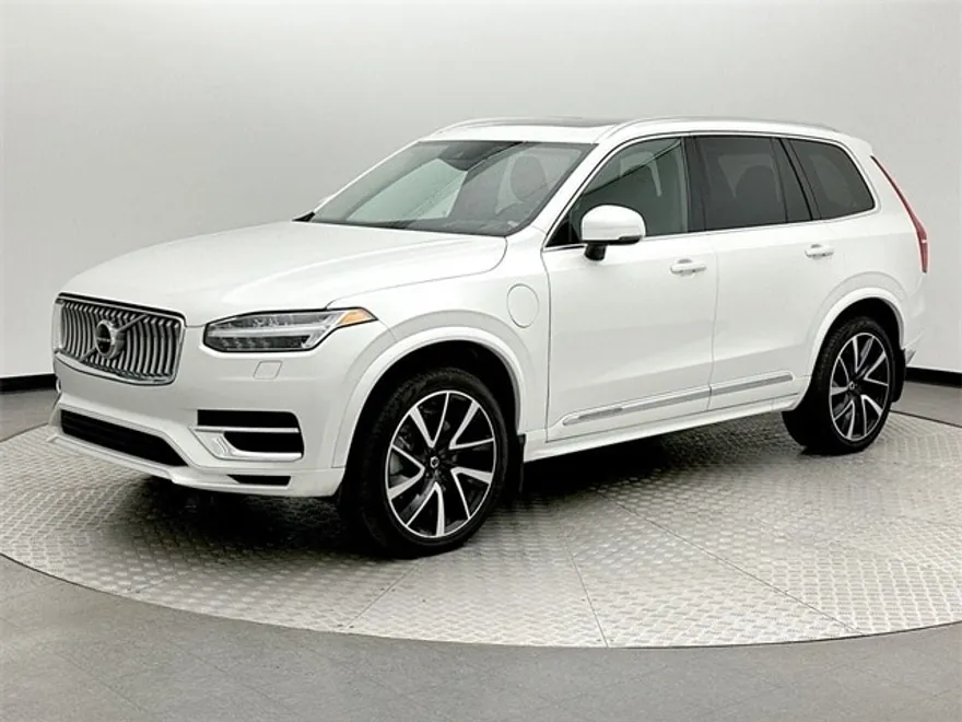 2022 Volvo XC90 Recharge T8 Inscription Expression photo 1