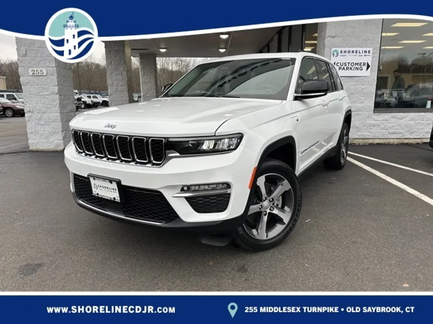 2024 Jeep Cherokee photo 1