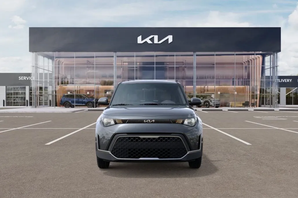 2025 Kia Soul LX photo 1