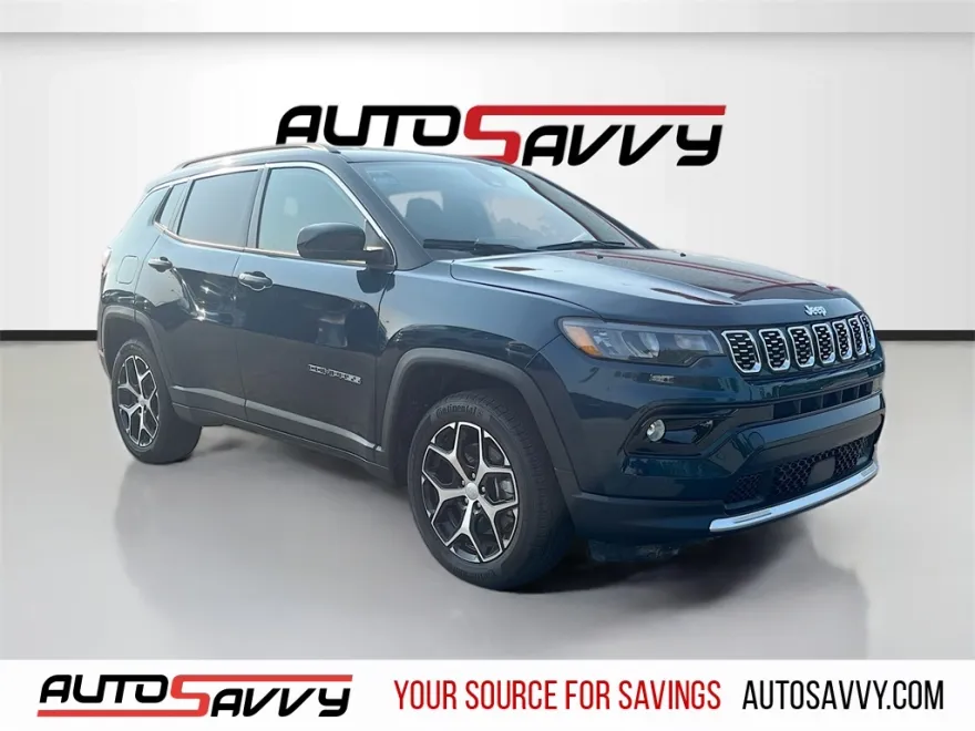 2023 Jeep Cherokee Altitude photo 1