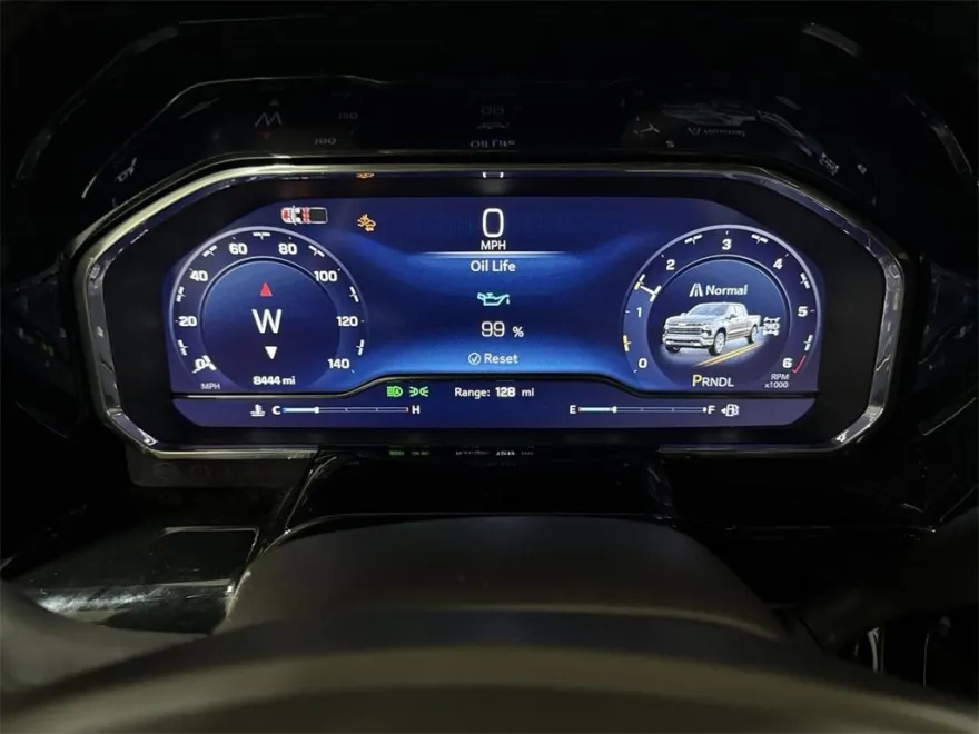 2024 Chevrolet Silverado 1500 LT photo 1