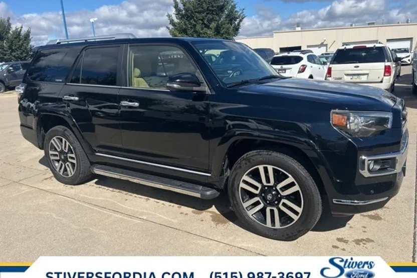 2014 Toyota 4Runner SR5 photo 1