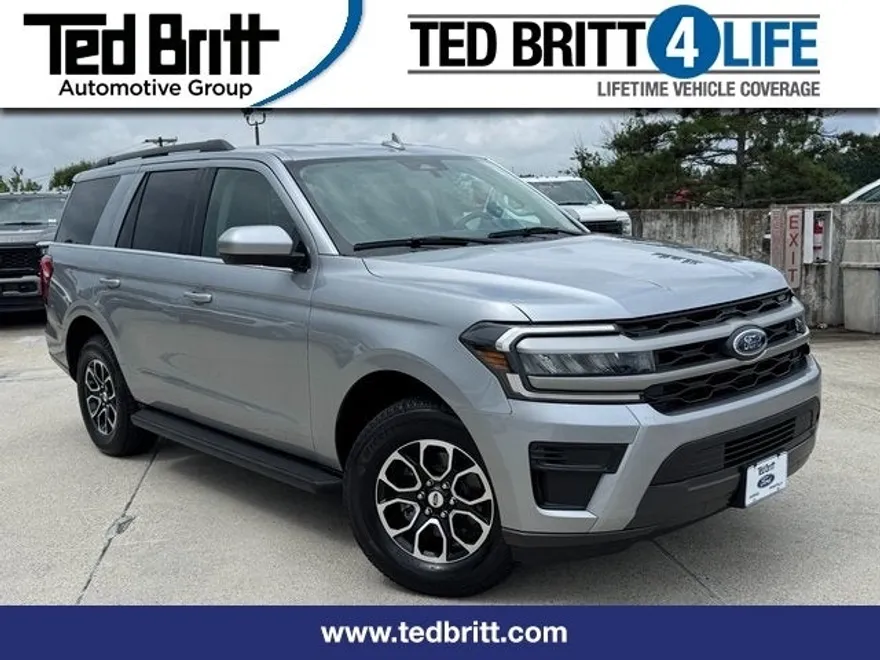 2024 Ford Expedition XLT photo 1