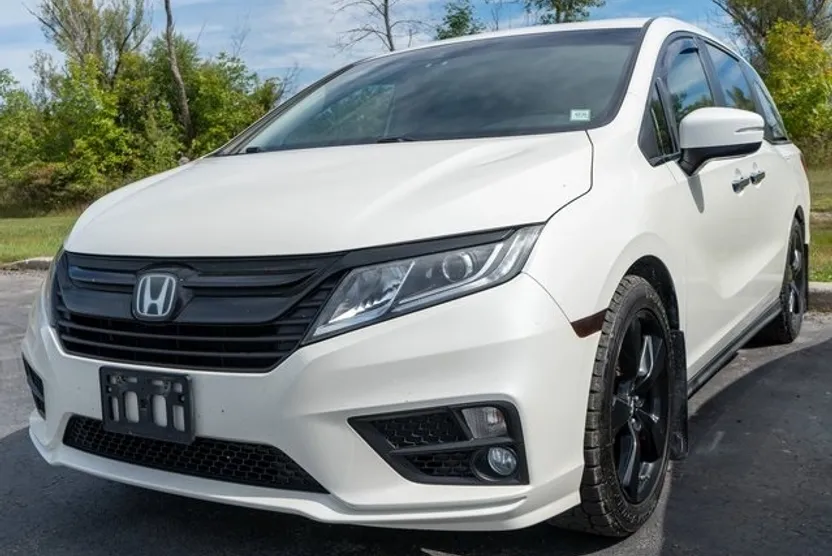 2018 Honda Odyssey EX-L photo 1