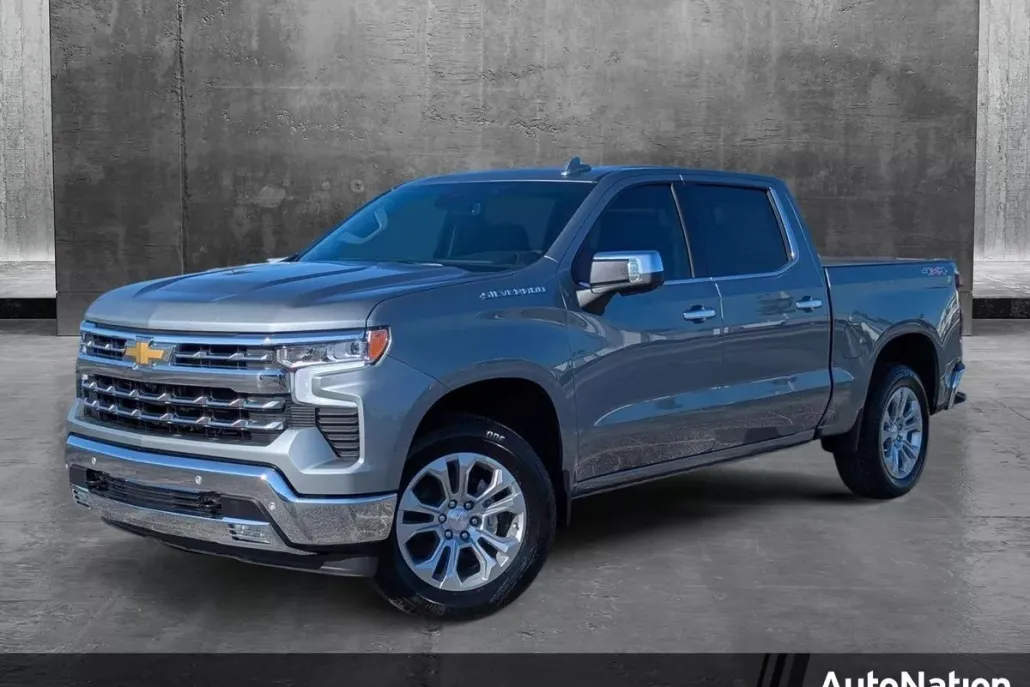 2025 Chevrolet Silverado 1500 LTZ photo 1
