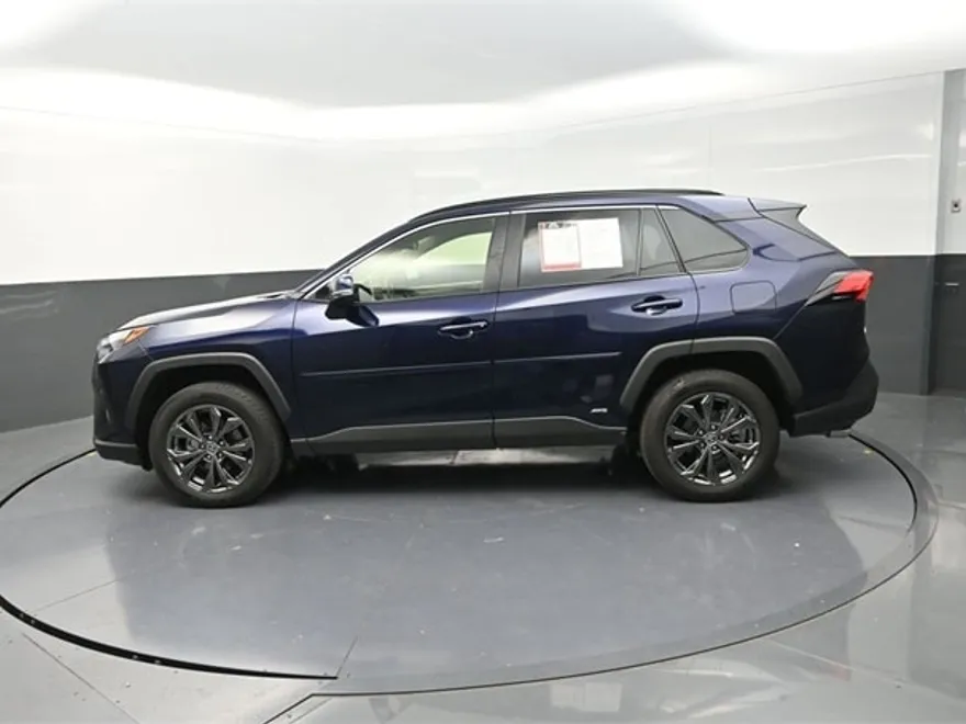 2023 Toyota RAV4 Hybrid XLE Premium photo 1