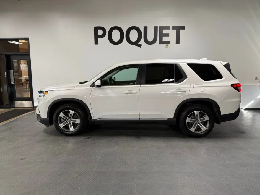 2024 Honda Pilot EX-L photo 1