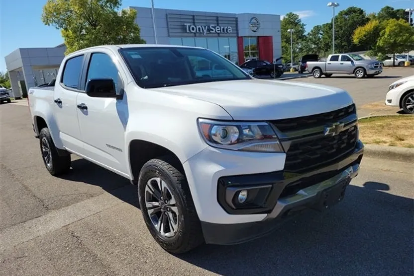2022 Chevrolet Colorado Z71 photo 1