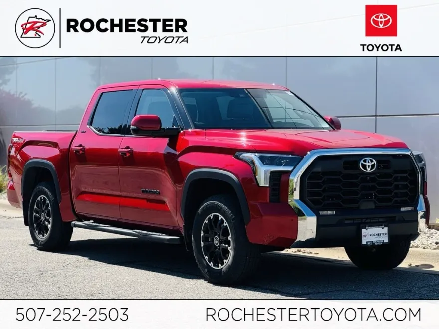 2022 Toyota Tundra SR5 photo 1